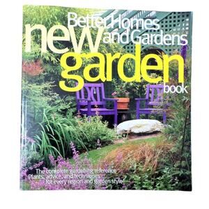 Better Homes and Gardens "New Garden Book" 600 Pages of Info